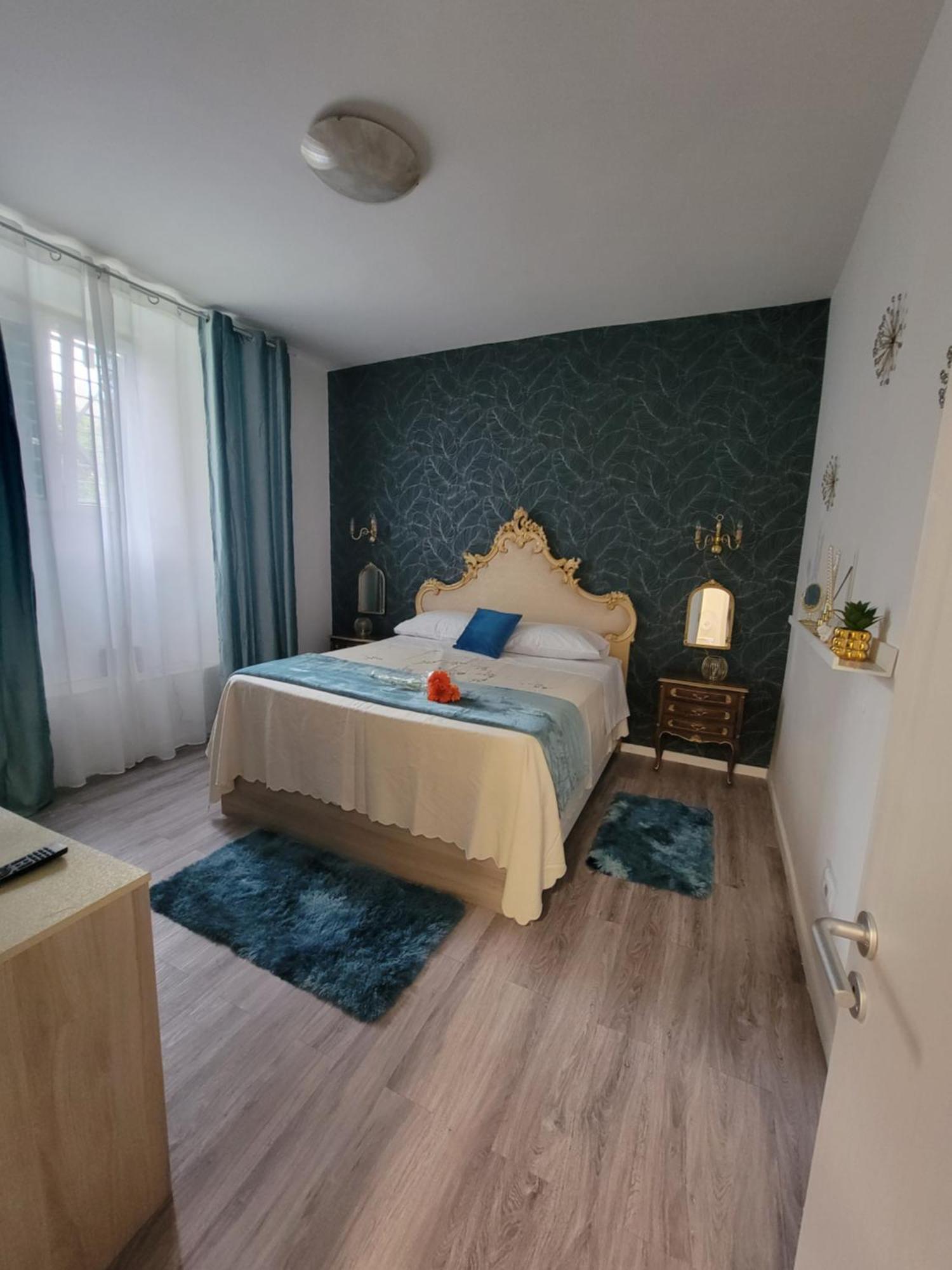 Appartamento Casa Mihaela Roma Esterno foto